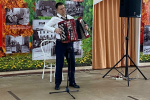 Лужанок поздравили с наступающим праздником