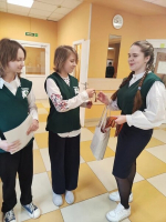 В Володарской школе проходит акция «Георгиевская ленточка»